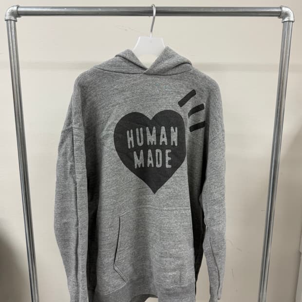 휴먼메이드 시그니처 로고 후드티 그레이