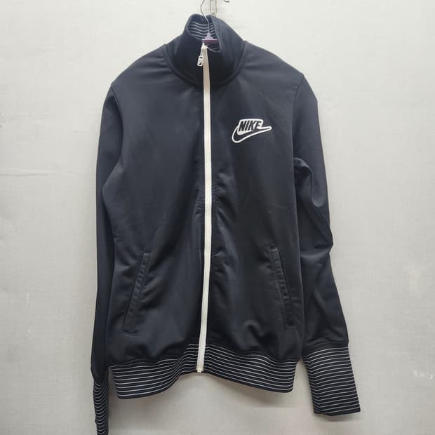 나이키 로고자수 트랙탑 져지 M(S)