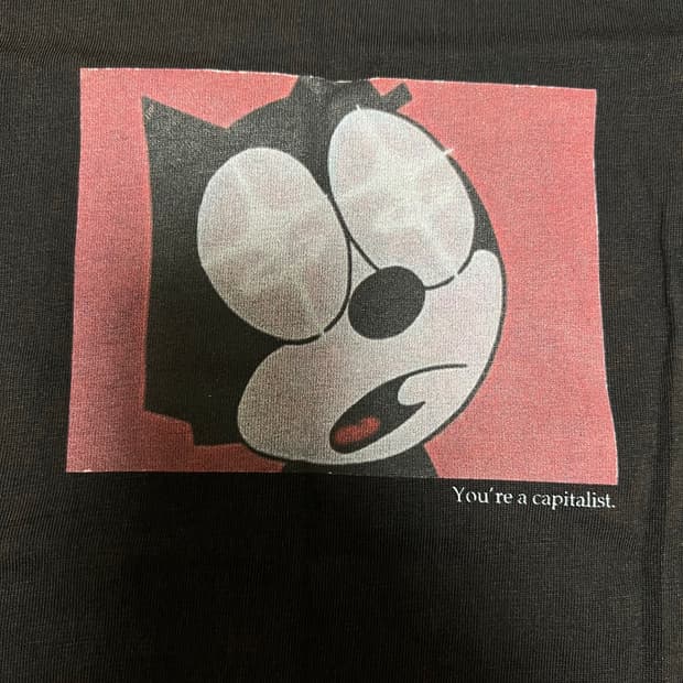 폴리테루 캐피탈 티셔츠 (2)