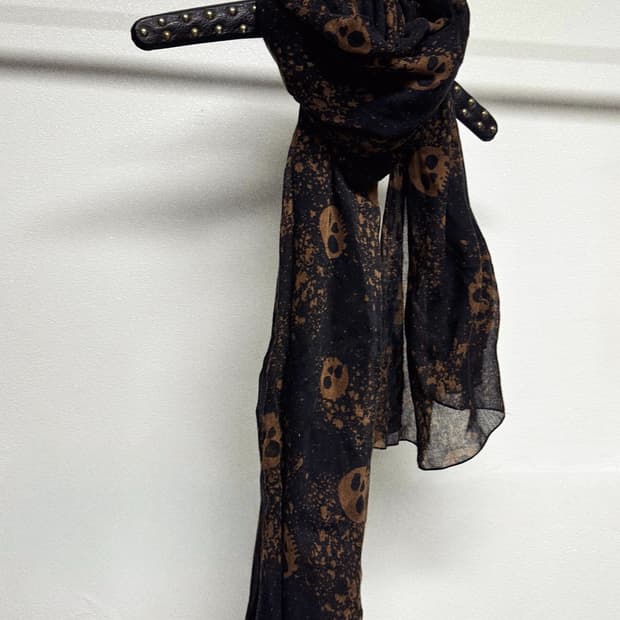 그런지 해골 머플러 