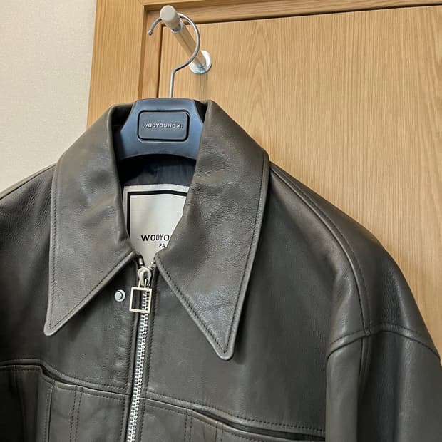 우영미 가죽자켓