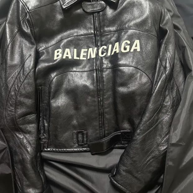 발렌시아가 바이커자켓 46