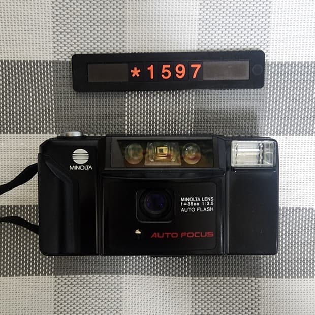 미놀타 AF-E 데이터백 필름카메라