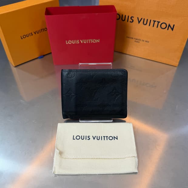 [리오브] 루이비통 쉐도우 모노그램 반지갑