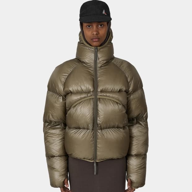 Roa hiking 로아 우먼 라이드 700필파워 다운 패딩