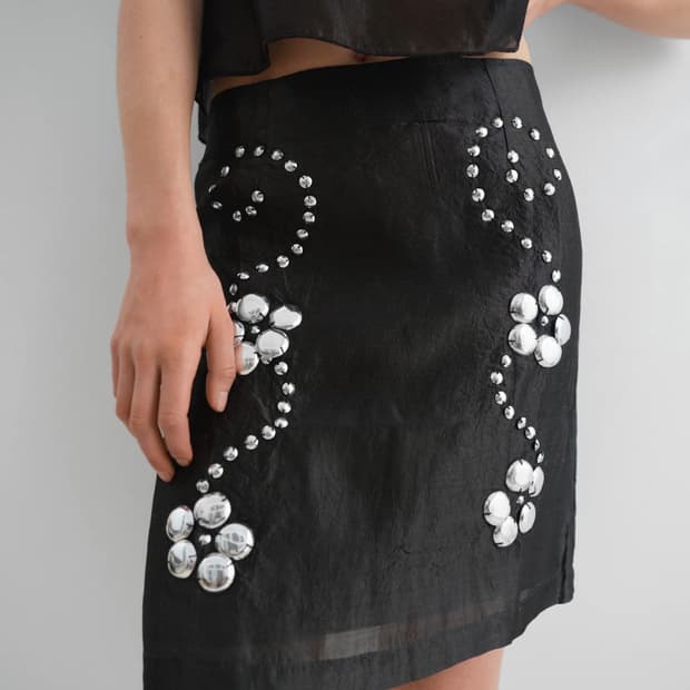 Gimaguas 기마구아스 클라우드 스터드 스커트