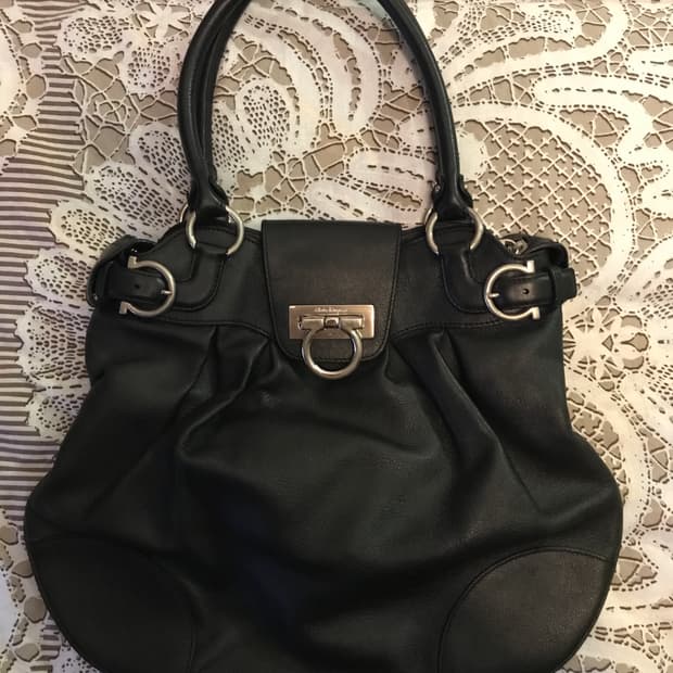 페라가모 백 Ferragamo 블랙
