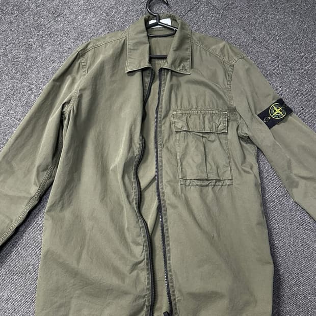 스톤아일랜드 19fw올드이펙트 오버셔츠 거의새상품판매