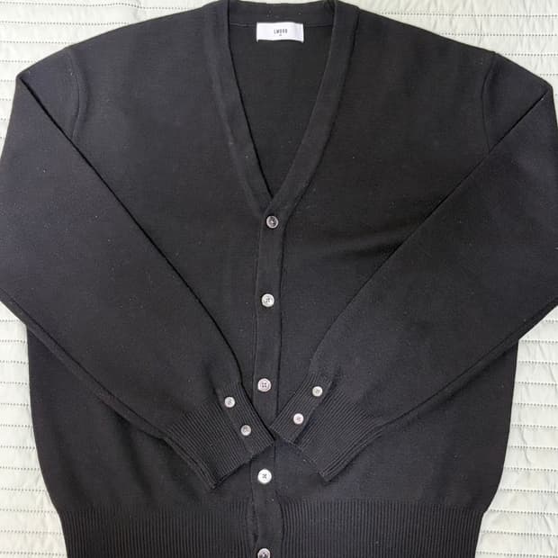 엘무드 오디너리 크롭 가디건 블랙 50사이즈