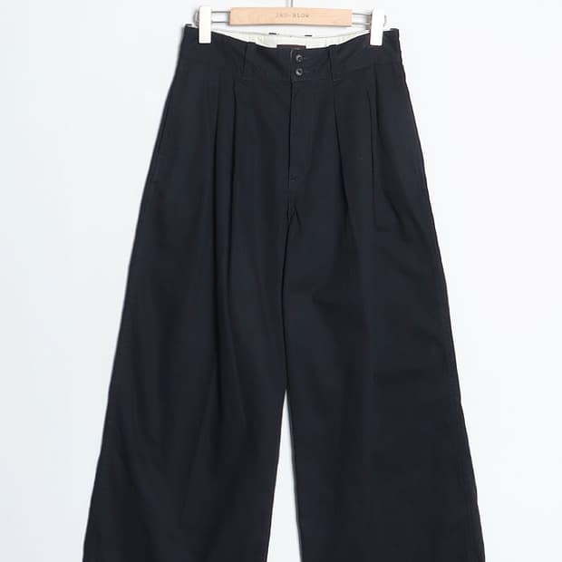 RAG MACHINE Tuck Wide Chino Pant (29)