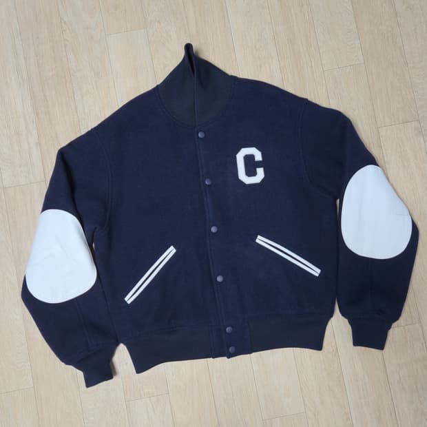 커버낫 네이비 울혼방 스타디움 자켓 C 패치 야구 점퍼 바시티 자켓