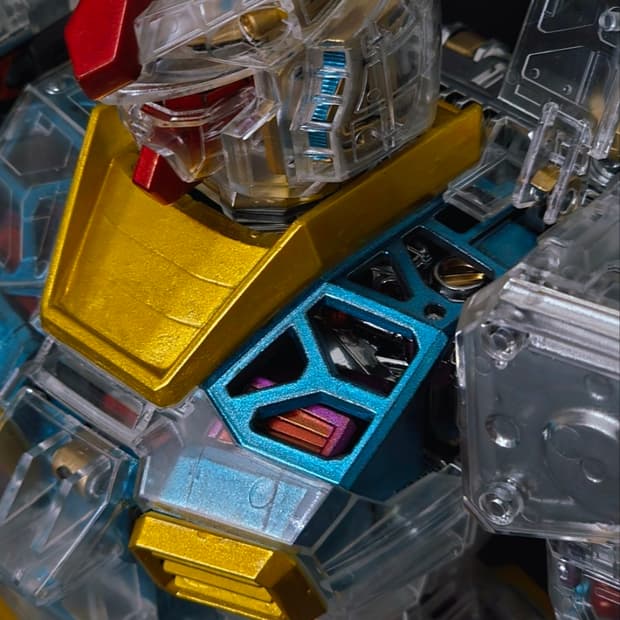 반다이 PG 퍼스트 건담 & 샤아 자쿠 도색작 판매 합니다.