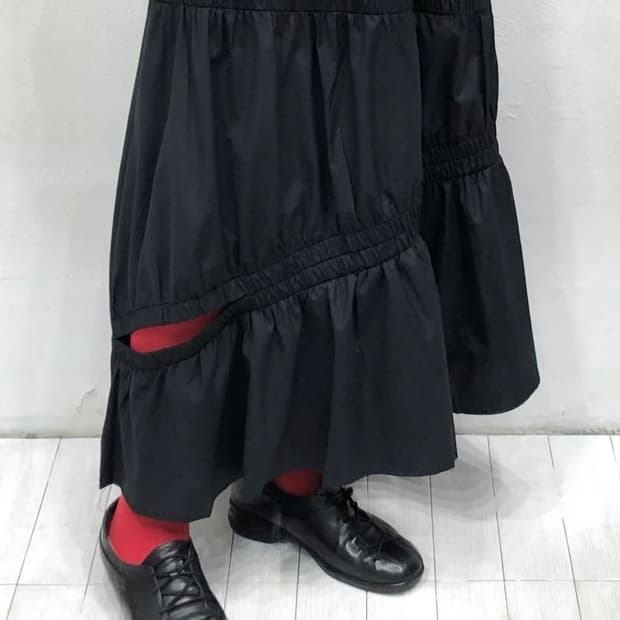 트임디테일 롱스커트