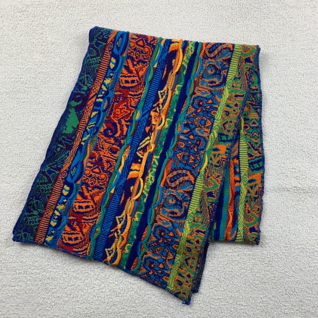 쿠지st 케이블 니트 머플러