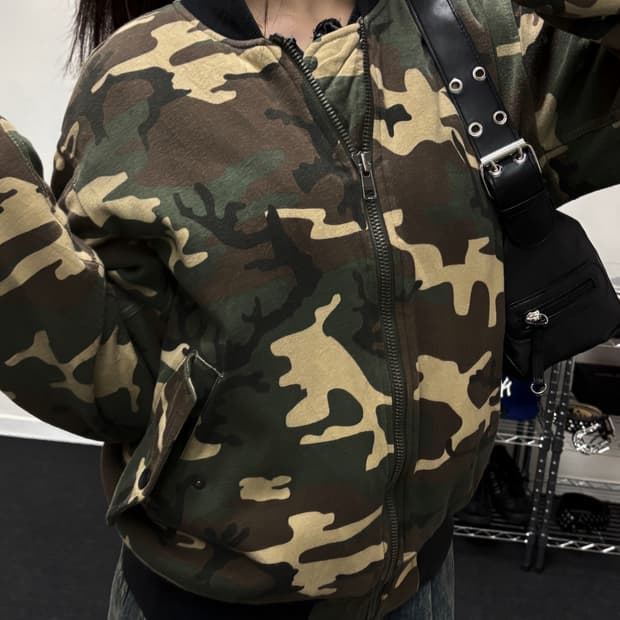 알파인더스트리 카모 스웻 봄버 자켓