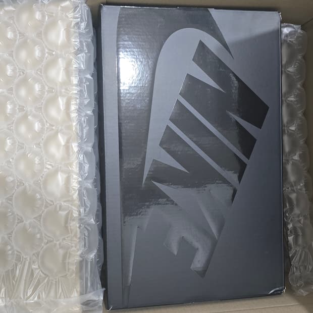 나이키 꼼데가르송 옴므플러스 캡슐 리주버네이트 SP 스니커즈 