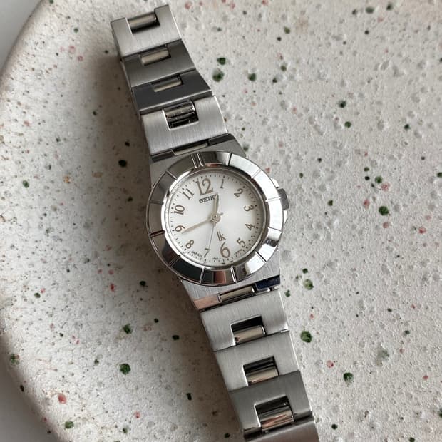 Seiko 세이코 lk 루키아 화이트