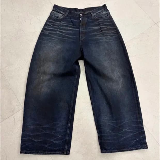 아크네 2023 배기