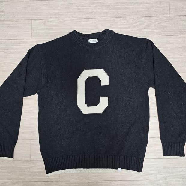 커버낫 c 로고 니트 s사이즈