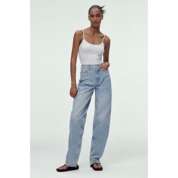 Zara 미드라이즈 테이퍼드 벌룬진