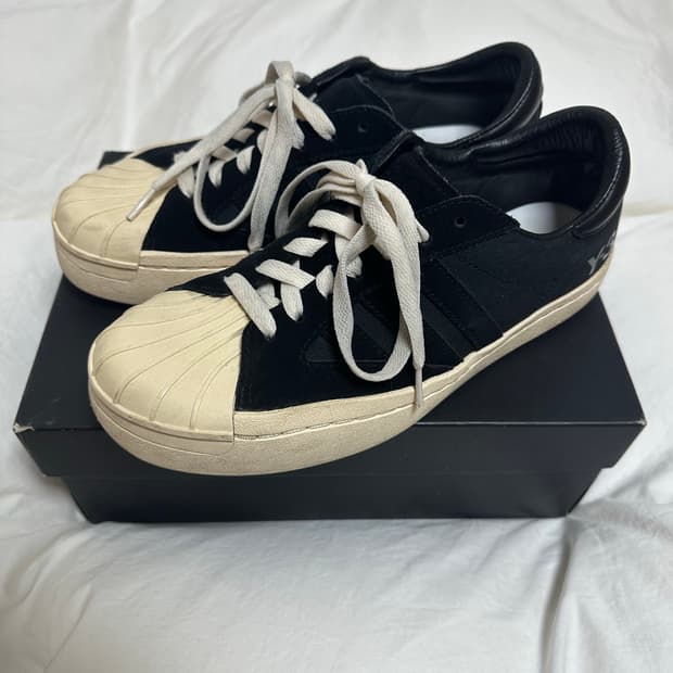 Y-3 요지스타 블랙 255