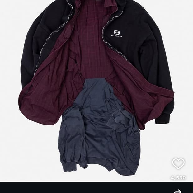 발렌시아가 레이어드 집업후드 블랙 팝니다