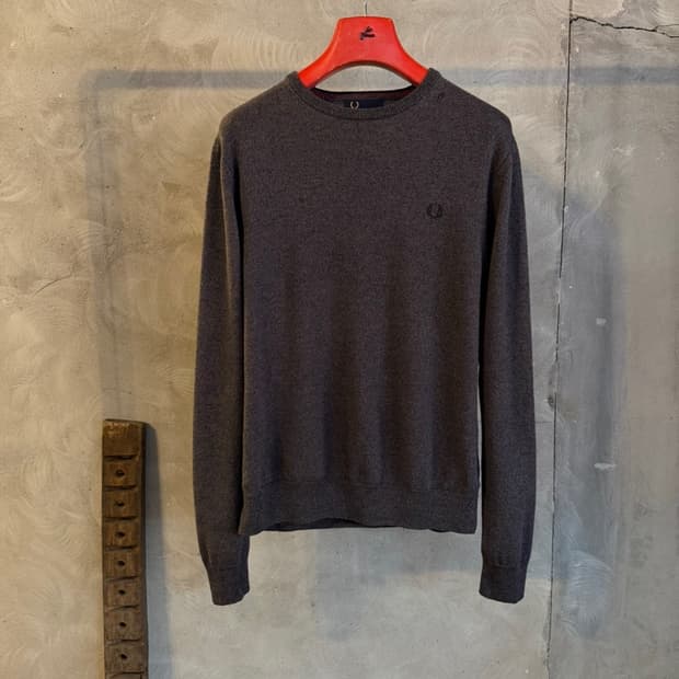프레드페리 크루넥 니트 슬림100