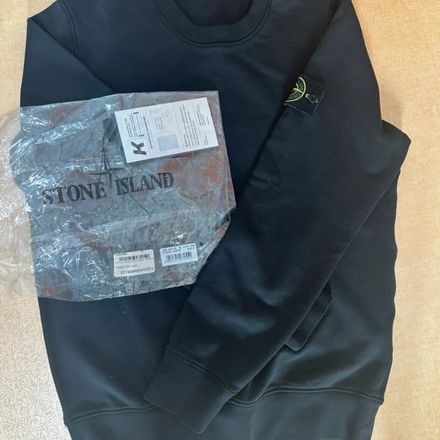 스톤아일랜드 맨투맨