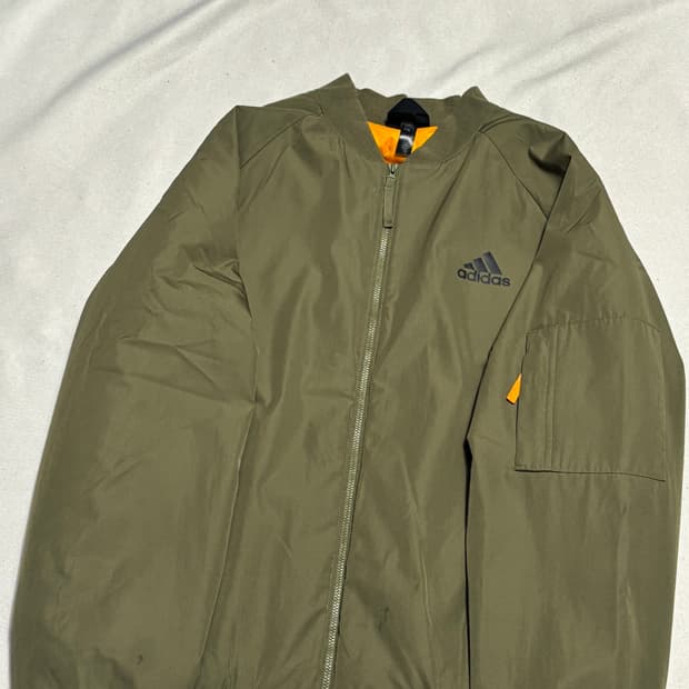 XL 아디다스 카키 점퍼