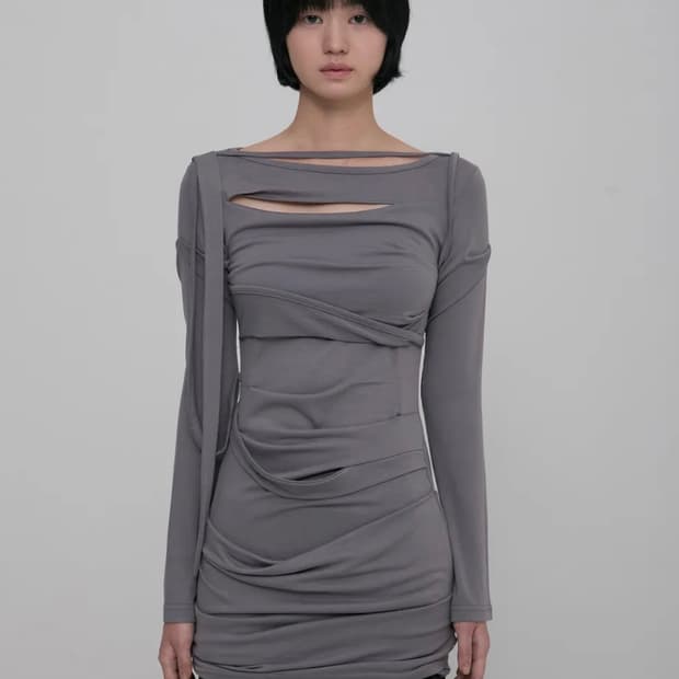 플레어업 에이시메트릭 드레이프 롱 드레스 그레이