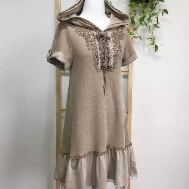 엑시즈팜/ 후드 레이스 반팔 원피스  라떼갸루 라떼원피스 갸루원피스 