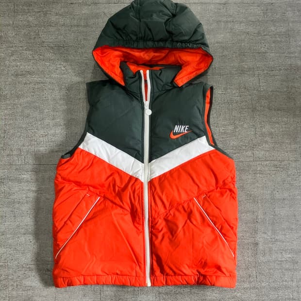 Nike 나이키 핀터깔 올드스쿨아메카지 베스트 패딩조끼