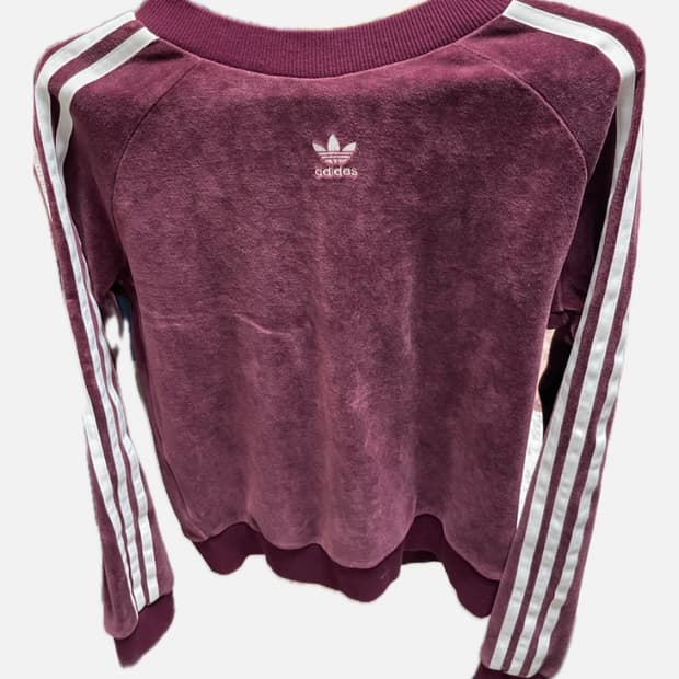 아디다스 버건디 맨투맨