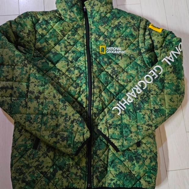 내셔널지오그래픽 이니셜점퍼