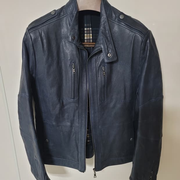 시리즈 양가죽자켓 짙은남색 100정사이즈 상태굿

