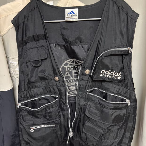 아디다스 90‘s 유틸리티 베스트 조끼