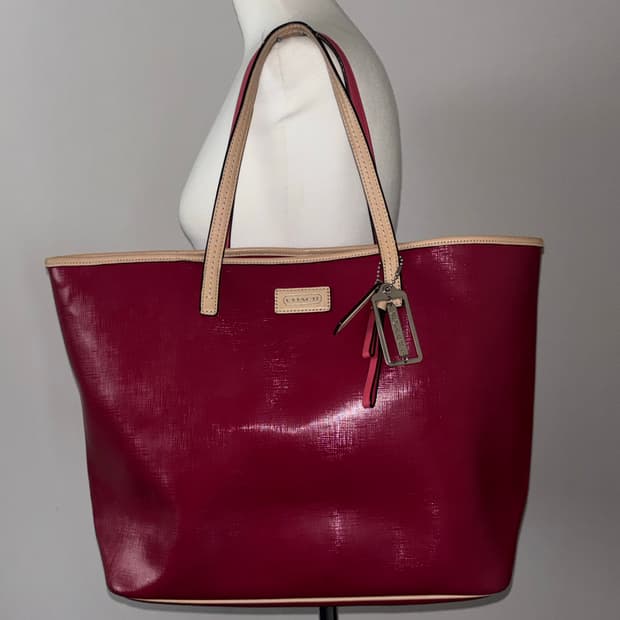 Coach vintage pink shoulder bag