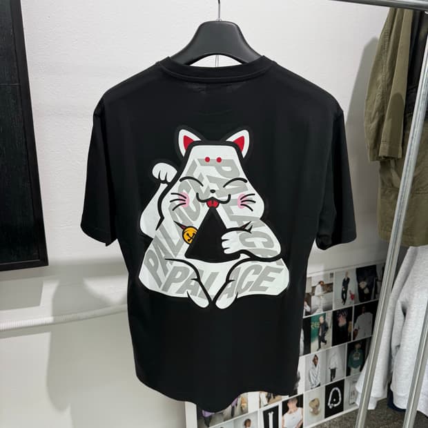[M] palace lucky p3 tee