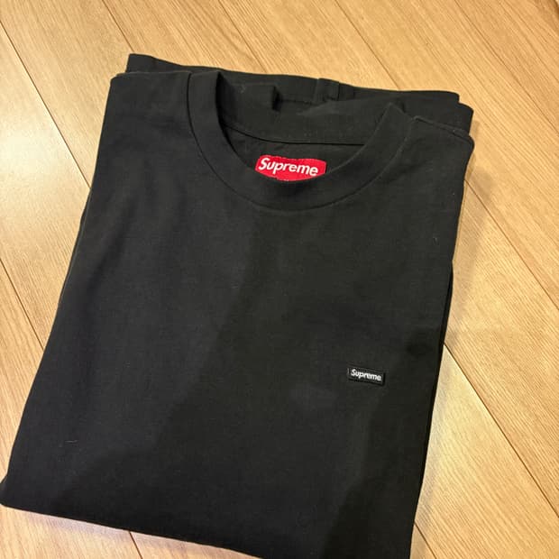 슈프림 롱슬리브 m사이즈