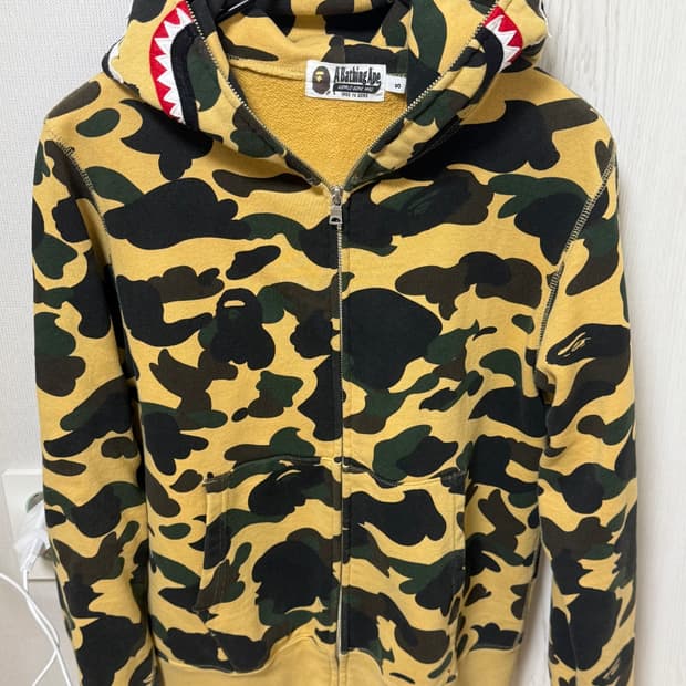 베이프 황계 샤크후드집업 s