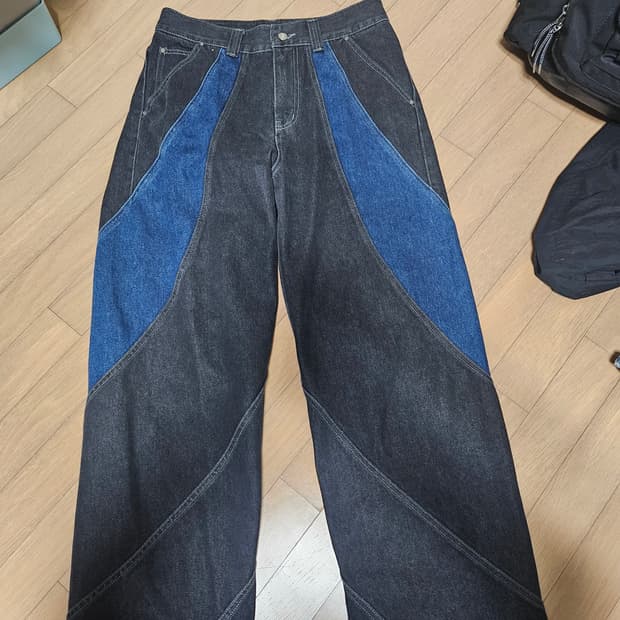 애드 토네이도 팬츠