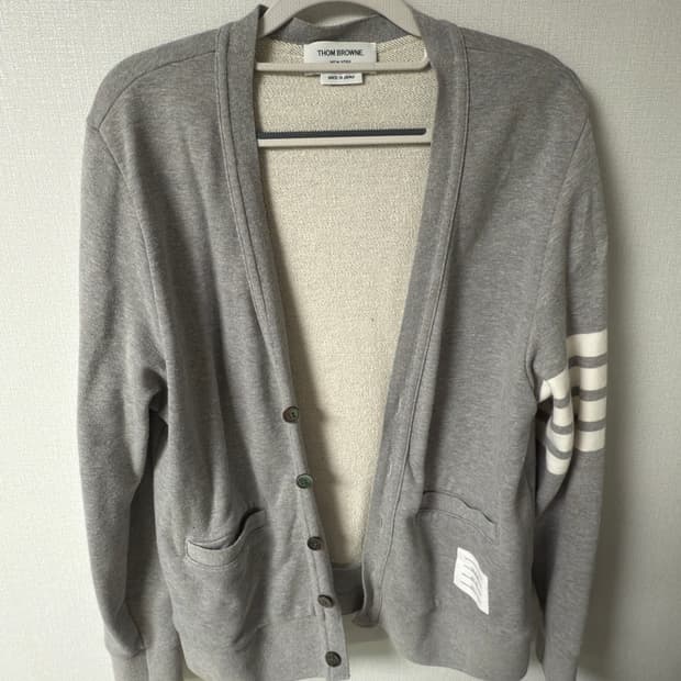 톰브라운 가디건 2사이즈