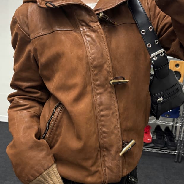 알마니 진스 00s 리얼 레더 봄버 자켓 브라운