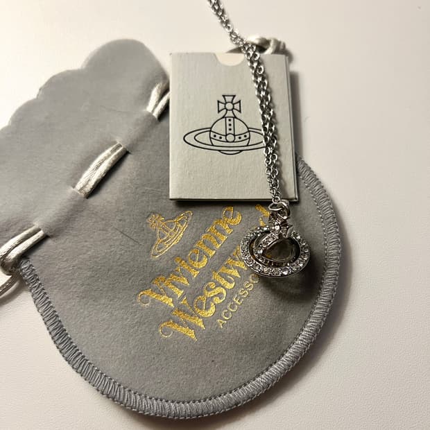 비비안웨스트우드 orb 큐빅 목걸이