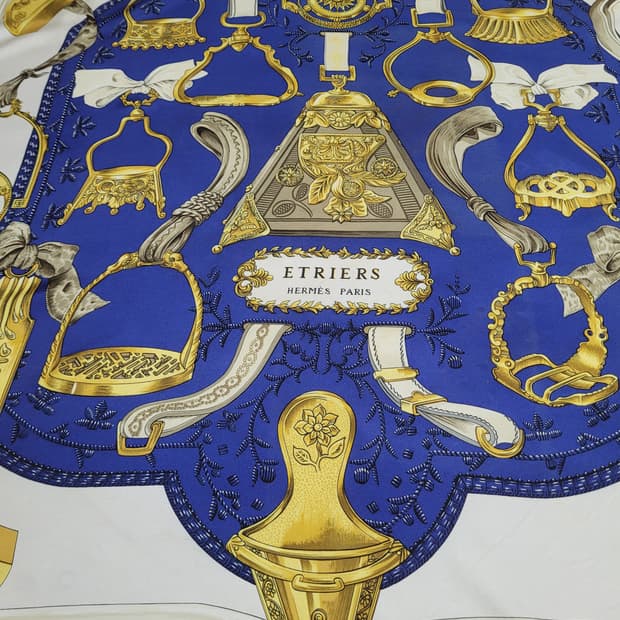 정품 에르메스 까레 실크 스카프