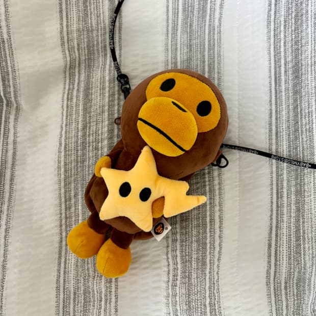 베이프 마일로 인형 가방