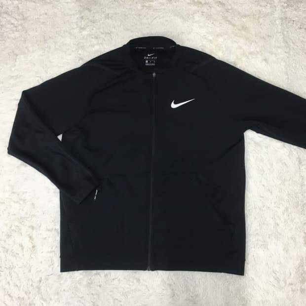 나이키 프로 트랙탑  CC09