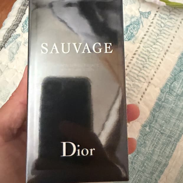 디올 소바쥬 에프터 쉐이브로션 100ml 팝니다