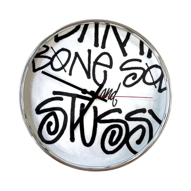Stüssy 업사이클링 시계