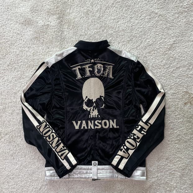 VANSON(밴슨) 레더x크로우즈 라이더 자켓 판매합니다.